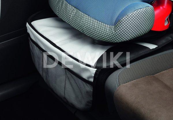 Чехол защитный на сидение под детское автокресло Volkswagen Чехол защитный на сидение под детское автокресло Volkswagen