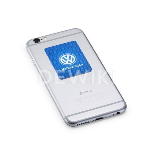 Салфетка Volkswagen для очистки дисплея смартфона