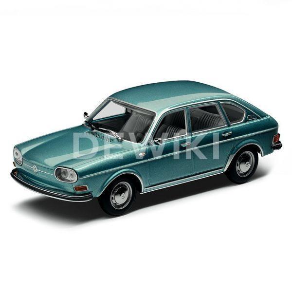Модель в миниатюре 1:43 Volkswagen Type 411, Turquoise Metallic