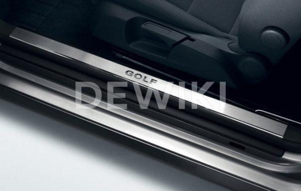 Накладки на пороги Volkswagen Golf 6 / GTI 2-дверных, с надписью Golf Накладки на пороги Volkswagen Golf 6 / GTI 2-дверных, с надписью Golf