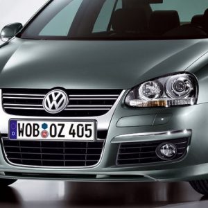 Защитная пленка на решетку радиатора Volkswagen Jetta 5 Защитная пленка на решетку радиатора Volkswagen Jetta 5