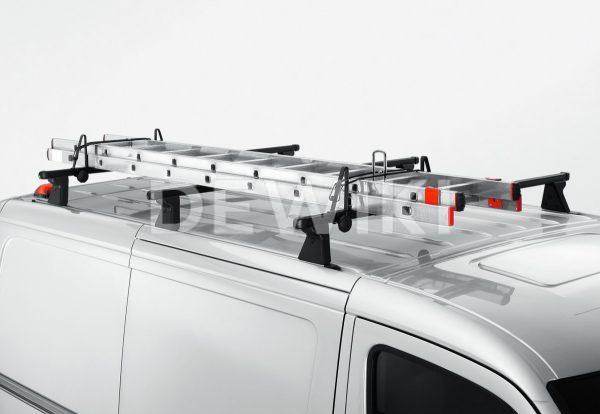 Крепление для перевозки лестницы на крыше автомобиля Volkswagen Crafter с 2012-2016 Крепление для перевозки лестницы на крыше автомобиля Volkswagen Crafter с 2012-2016