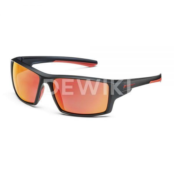 Солнцезащитные очки Audi Sport с зеркальным эффектом, черные / красные Солнцезащитные очки Audi Sport с зеркальным эффектом, черные / красные