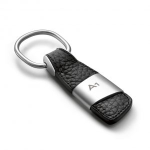 Кожаный брелок для ключей Audi A1