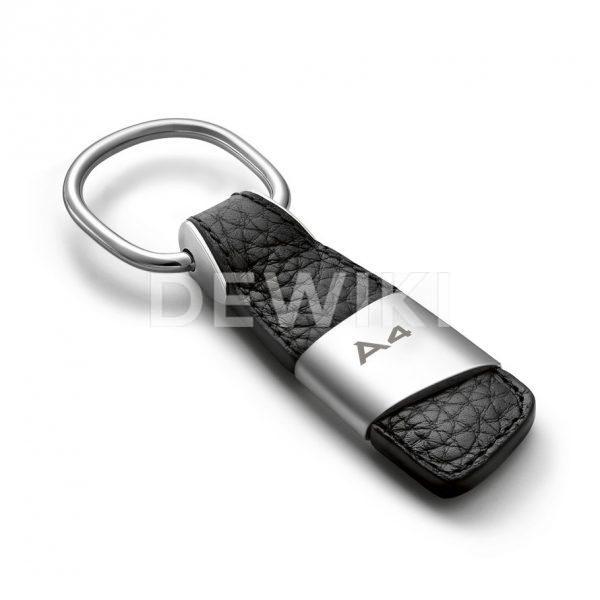 Кожаный брелок для ключей Audi A4
