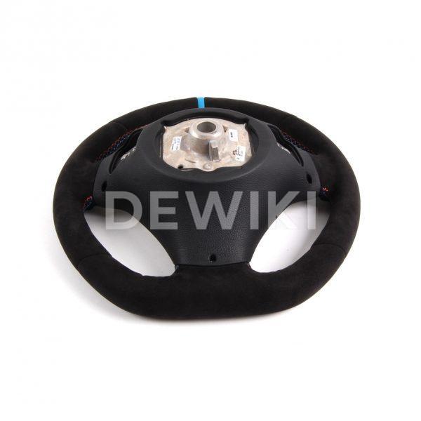 Спортивное рулевое колесо BMW M Performance M3 и M1 Coupe, Алькантара Спортивное рулевое колесо BMW M Performance M3 и M1 Coupe, Алькантара