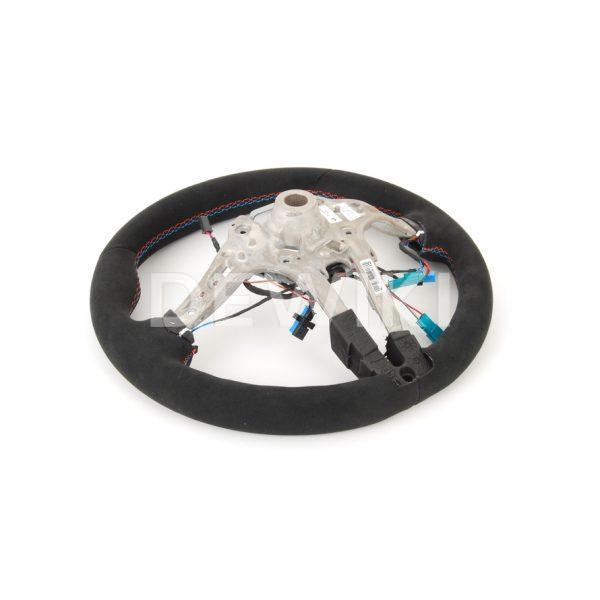 Спортивное рулевое колесо BMW M Performance Steering Wheel Race-Display F06/F10/F12/F13 M6 Спортивное рулевое колесо BMW M Performance Steering Wheel Race-Display F06/F10/F12/F13 M6