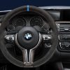 Спортивное рулевое колесо BMW M Performance M3 и M4, алькантара с карбоновой вставкой Спортивное рулевое колесо BMW M Performance M3 и M4, алькантара с карбоновой вставкой