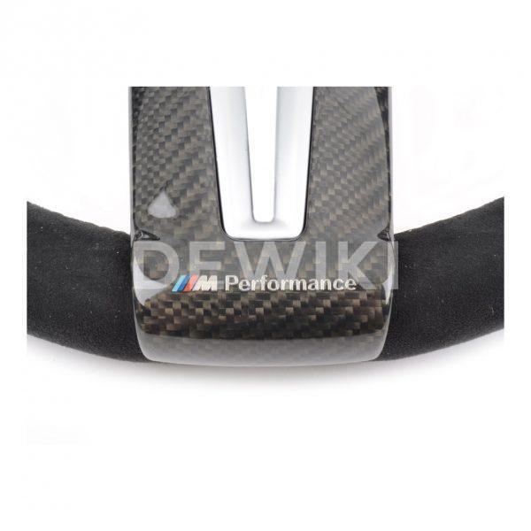 Спортивное рулевое колесо BMW M Performance M3 и M4, алькантара с карбоновой вставкой Спортивное рулевое колесо BMW M Performance M3 и M4, алькантара с карбоновой вставкой