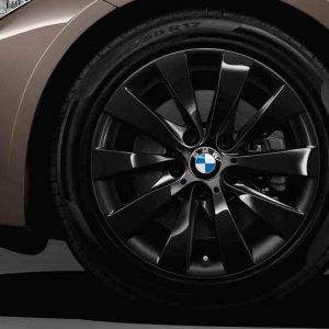 Зимнее колесо R17 BMW F30/F31/F32/F33/F36, V-SPOKE 413 Black, Bridgestone Blizzak LM-001 RFT RunFlat Зимнее колесо R17 BMW F30/F31/F32/F33/F36, V-SPOKE 413 Black, Bridgestone Blizzak LM-001 RFT RunFlat