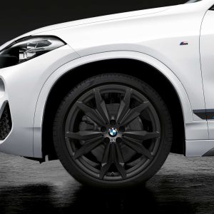 Комплект летних колес в сборе R20 BMW  F48/F49/F39 Double Spoke 717 M Performance Black, Pirelli P Zero, RunFlat