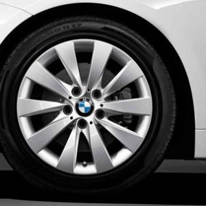Диск литой R17 BMW F30/F31/F32/F33/F36, V-SPOKE 413, 7,5J x 17 ET37 Диск литой R17 BMW F30/F31/F32/F33/F36, V-SPOKE 413, 7,5J x 17 ET37
