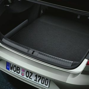 Защитная пленка на задний бампер для Volkswagen Passat (B7) Limousine Защитная пленка на задний бампер для Volkswagen Passat (B7) Limousine