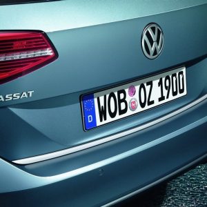 Накладка на крышку багажника Volkswagen Passat (B8) Variant, хромированная Накладка на крышку багажника Volkswagen Passat (B8) Variant, хромированная