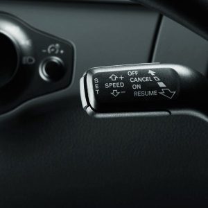 Круиз-контроль Audi A6 / S6, без многофункционального рулевого колеса Круиз-контроль Audi A6 / S6, без многофункционального рулевого колеса