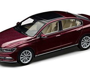 Модель в миниатюре Volkswagen Passat Saloon B8, Crimson Red Metallic, масштаб: 1:43