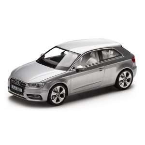 Модель в миниатюре Audi A3, Ice silver, масштаб 1:43