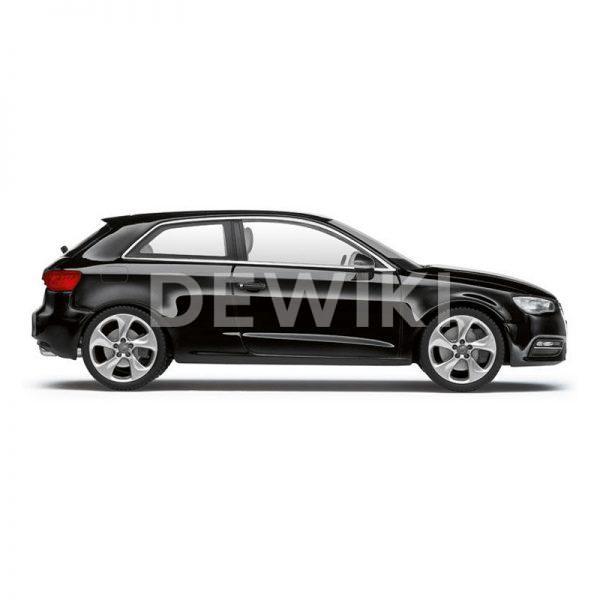 Модель в миниатюре Audi A3, Phantom black, масштаб 1:43