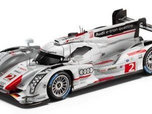 Модель в миниатюре Audi R18 e-tron quattro Sebring 2013, Start No.2, масштаб 1:43 Модель в миниатюре Audi R18 e-tron quattro Sebring 2013, Start No.2, масштаб 1:43