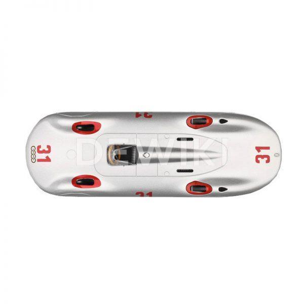 Модель в миниатюре Audi Auto Union Avus Stromlinie, масштаб 1:43 Модель в миниатюре Audi Auto Union Avus Stromlinie, масштаб 1:43
