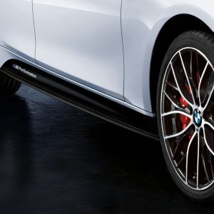 Боковые облицовки порогов левые черного матового цвета BMW M Performance F30/F31 3 серия