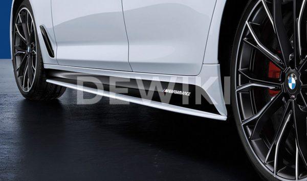 Боковые облицовки порогов слева BMW M Performance черного матового цвета G30/G31 5 серия