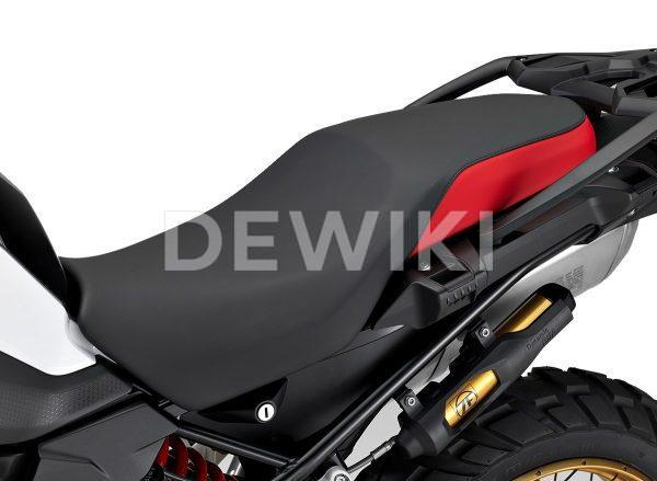 Стандартное сиденье BMW F 750 / 850 GS 2016-2019 год, черное / красное Стандартное сиденье BMW F 750 / 850 GS 2016-2019 год, черное / красное