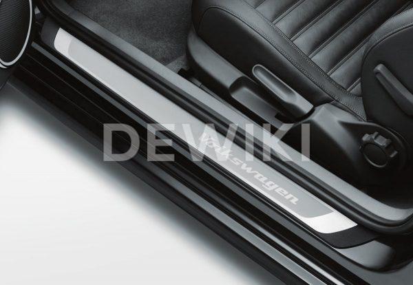 Накладки на пороги Volkswagen Beetle, с надписью Volkswagen Накладки на пороги Volkswagen Beetle, с надписью Volkswagen
