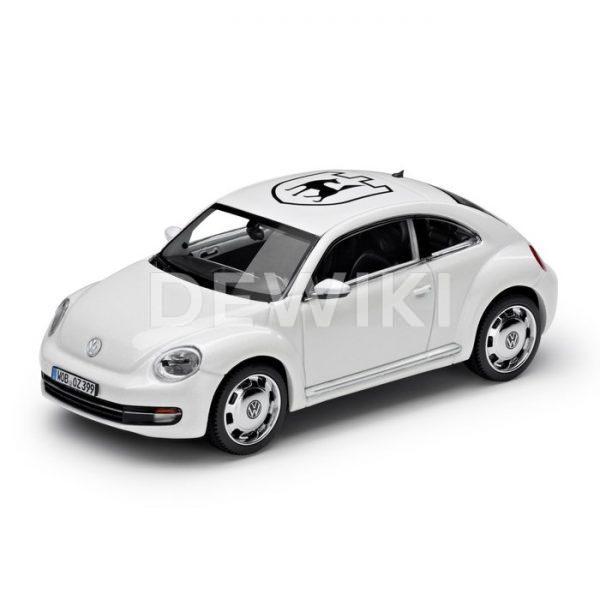 Модель в миниатюре 1:43 Volkswagen Beetle, Candy white