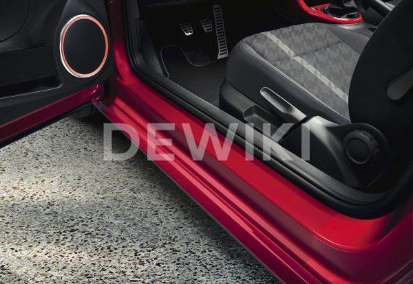 Защитная пленка на пороги Volkswagen Beetle (5C) Защитная пленка на пороги Volkswagen Beetle (5C)