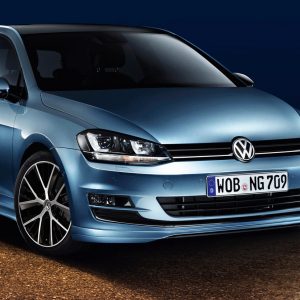 Накладка на бампер передний Volkswagen Golf 7 Накладка на бампер передний Volkswagen Golf 7