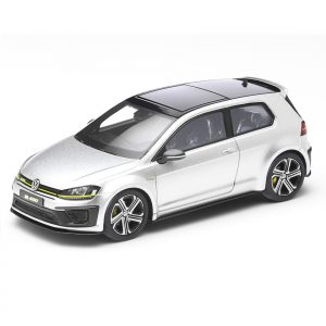 Модель в миниатюре 1:43 Volkswagen Golf R 400, Silver Lake Metallic
