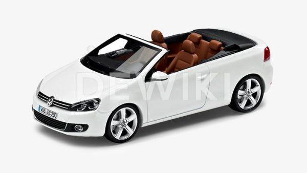 Модель в миниатюре 1:43 Volkswagen Golf Cabriolet White, Oryx White