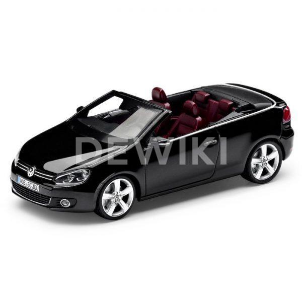 Модель в миниатюре 1:43 Volkswagen Golf Cabriolet, Deep Black Pearl Effect