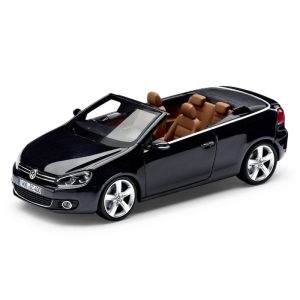Модель в миниатюре 1:43 Volkswagen Golf Cabriolet, Dark Purple Metalli Модель в миниатюре 1:43 Volkswagen Golf Cabriolet, Dark Purple Metalli