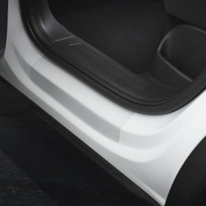 Защитная пленка на пороги Volkswagen Tiguan (5N) с 2016 года Защитная пленка на пороги Volkswagen Tiguan (5N) с 2016 года