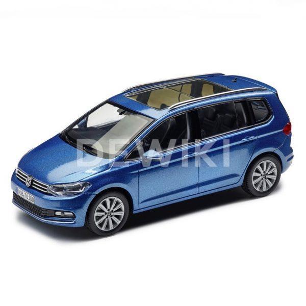 Модель в миниатюре 1:43 Volkswagen Touran, Caribbean Blue Metallic