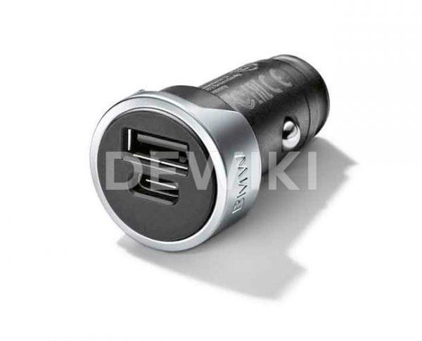 Зарядное устройство BMW с разъемом USB/Type-C Зарядное устройство BMW с разъемом USB/Type-C