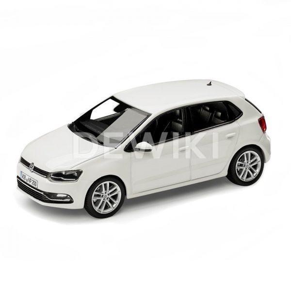 Модель в миниатюре 1:43 Volkswagen Polo V, Pure White Модель в миниатюре 1:43 Volkswagen Polo V, Pure White