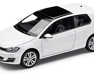 Модель в миниатюре 1:43 Volkswagen Golf VII, Oryx White Модель в миниатюре 1:43 Volkswagen Golf VII, Oryx White