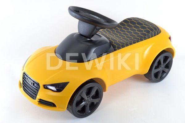 Детский автомобиль желтый Audi quattro