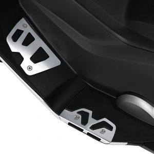 Хромированная вставка в площадку для ноги BMW C 600 / 650 Sport 2011-2018 год, центральная правая Хромированная вставка в площадку для ноги BMW C 600 / 650 Sport 2011-2018 год, центральная правая