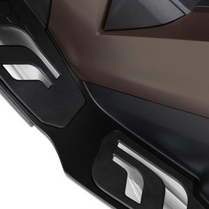 Хромированная вставка в площадку для ноги BMW C 650 GT 2011-2018 год, задняя правая Хромированная вставка в площадку для ноги BMW C 650 GT 2011-2018 год, задняя правая