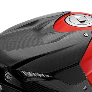 Карбоновая крышка воздушной камеры HP BMW S 1000 R / RR 2013-2018 год Карбоновая крышка воздушной камеры HP BMW S 1000 R / RR 2013-2018 год