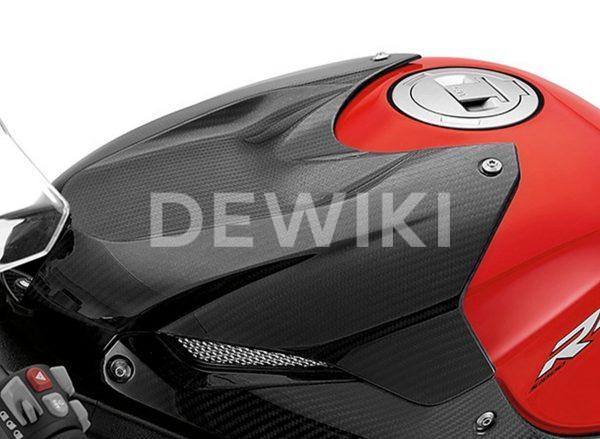 Карбоновая крышка воздушной камеры HP BMW S 1000 R / RR 2013-2018 год Карбоновая крышка воздушной камеры HP BMW S 1000 R / RR 2013-2018 год
