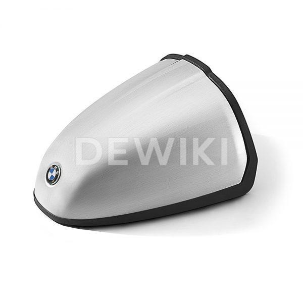 Алюминиевая крышка на место заднего сиденья с ручной шлифовкой BMW R nineT Алюминиевая крышка на место заднего сиденья с ручной шлифовкой BMW R nineT