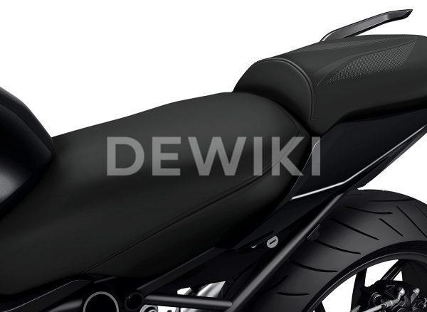 Спортивное сиденье водителя BMW R 1200 R / RS 2014-2019 год Спортивное сиденье водителя BMW R 1200 R / RS 2014-2019 год