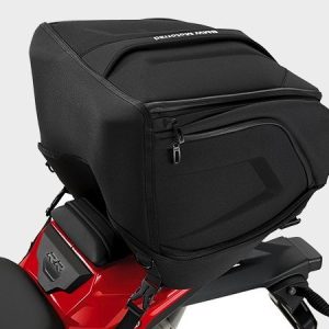 Задняя сумка BMW S 1000 R / RR / HP4 2011-2018 год, 32 литра Задняя сумка BMW S 1000 R / RR / HP4 2011-2018 год, 32 литра
