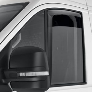 Дефлекторы на двери Volkswagen Crafter с 2017 года Дефлекторы на двери Volkswagen Crafter с 2017 года