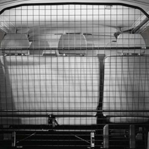 Разделительная решётка Volkswagen Transporter (T6) Разделительная решётка Volkswagen Transporter (T6)